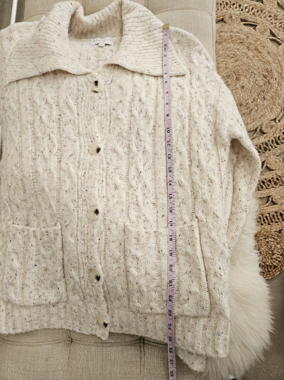 Chunky Cable Knit Collared Cardi - Picture 6 of 11